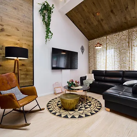 Elegance Z Widokiem Na Skrzyczne I Kominkiem Apartament *