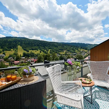 Elegance Z Widokiem Na Skrzyczne I Kominkiem Apartament *